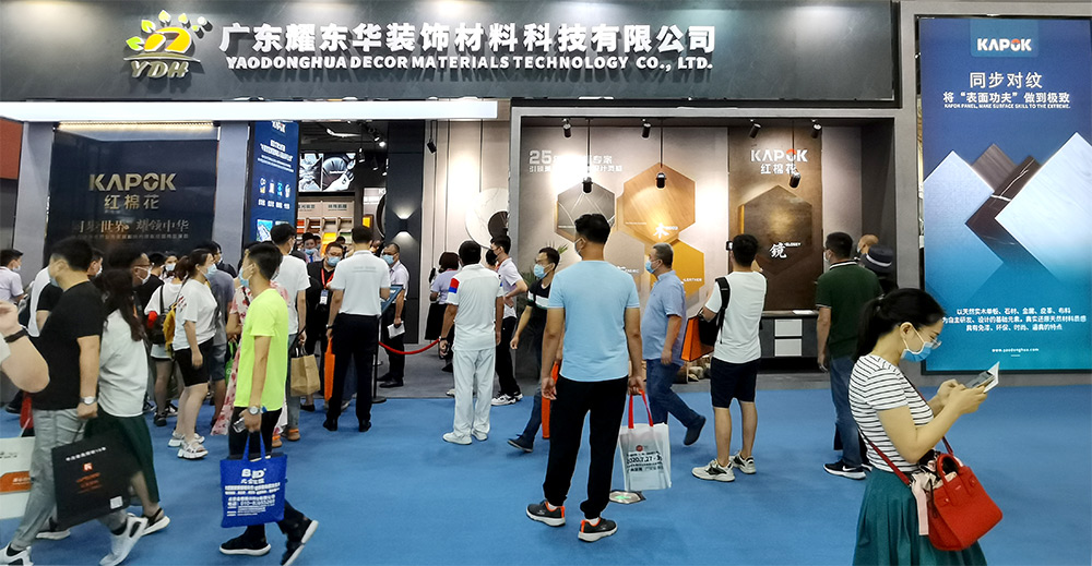 1598229305109570.jpg 正門(mén)口火爆.jpg